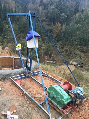 人工挖孔桩用小型吊机,哈儿机