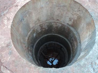 河南洛阳人工挖孔桩基础加固处理施工方案