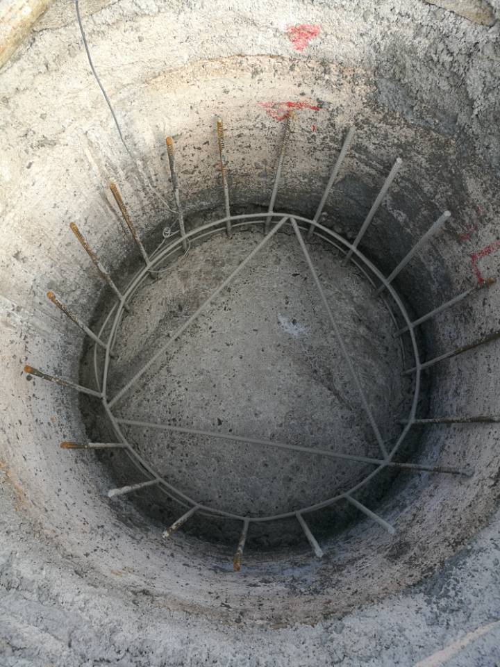 人工挖孔灌注桩伸进承台100吗