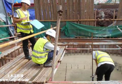 超大人工挖孔桩施工工艺及监理控制要点探析